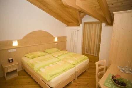 Camera confortevole dell'Agritur Piffer